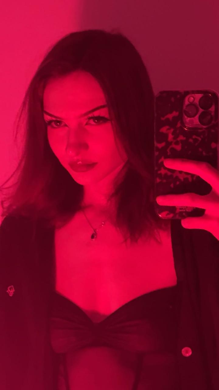 Profile photo 6 of 11