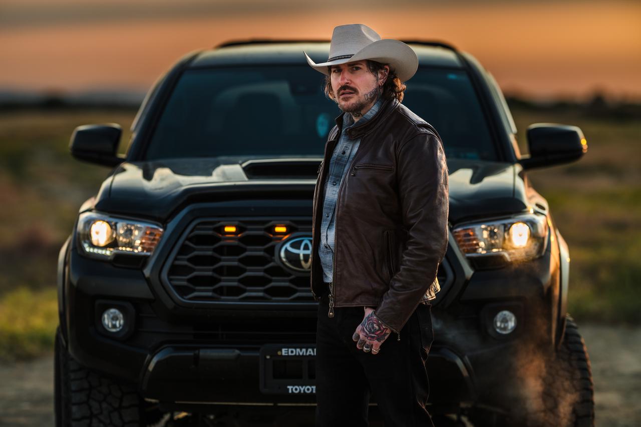 Profile photo 10 of 11