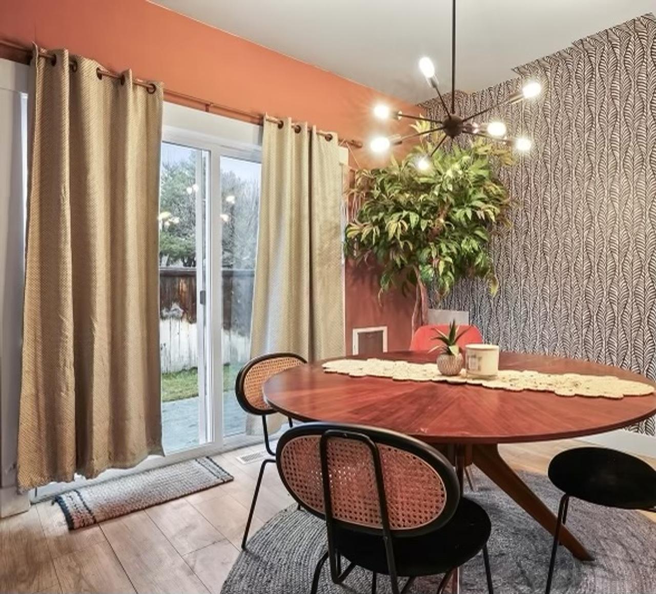 Profile photo 5 of 11