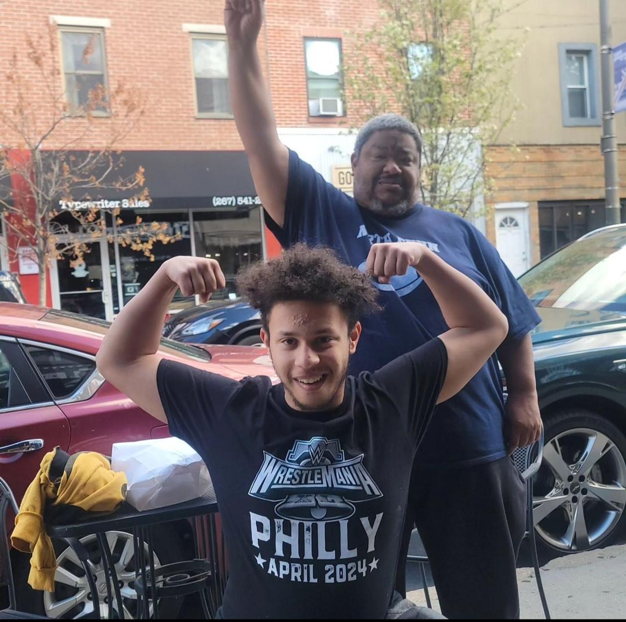 Profile photo 5 of 5