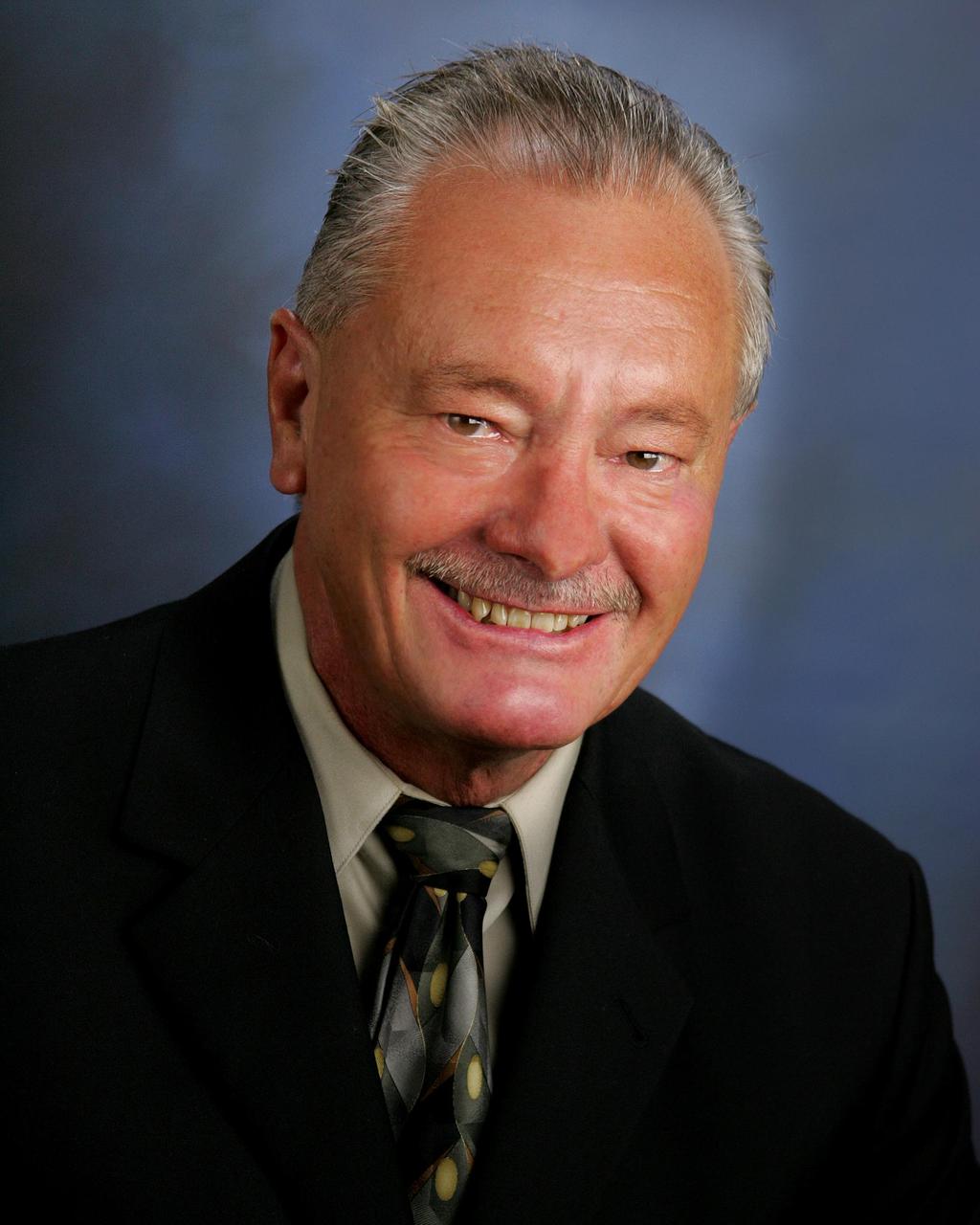 Profile photo 5 of 8