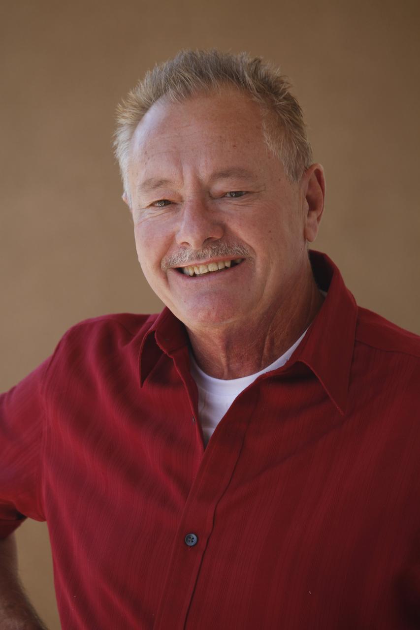 Profile photo 8 of 8