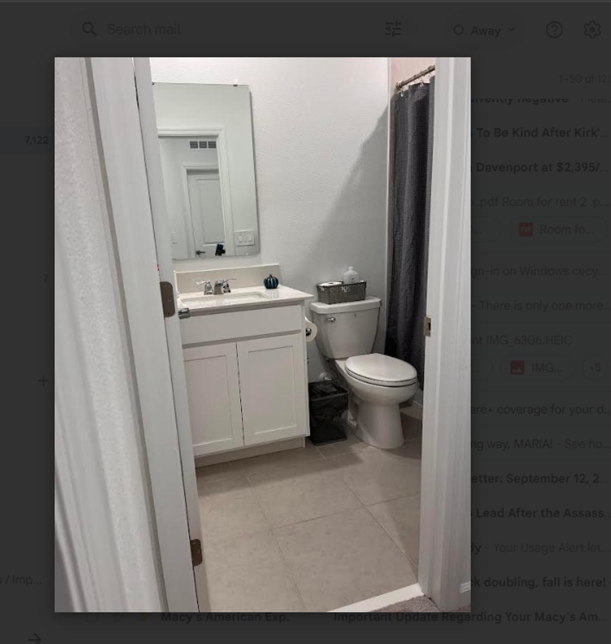 Profile photo 9 of 11