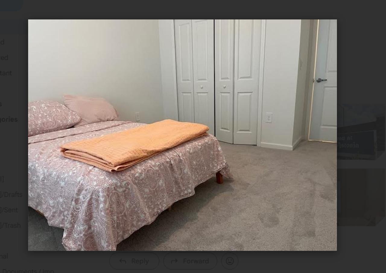 Profile photo 5 of 11