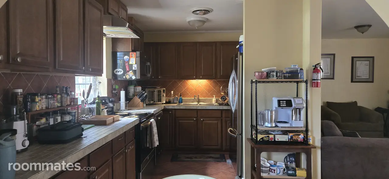 Profile photo 5 of 11