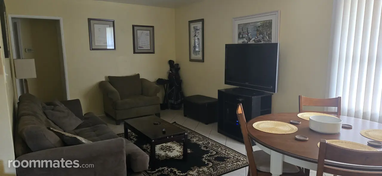 Profile photo 6 of 11