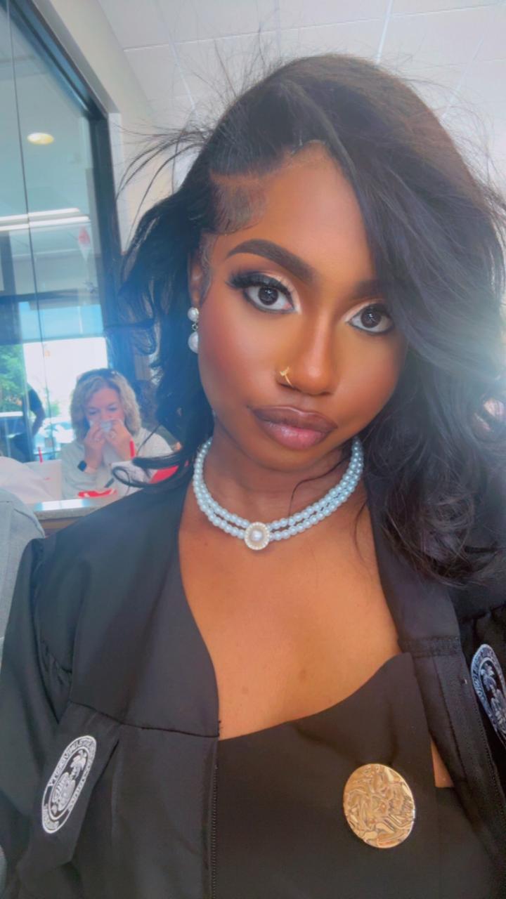 Profile photo 4 of 4