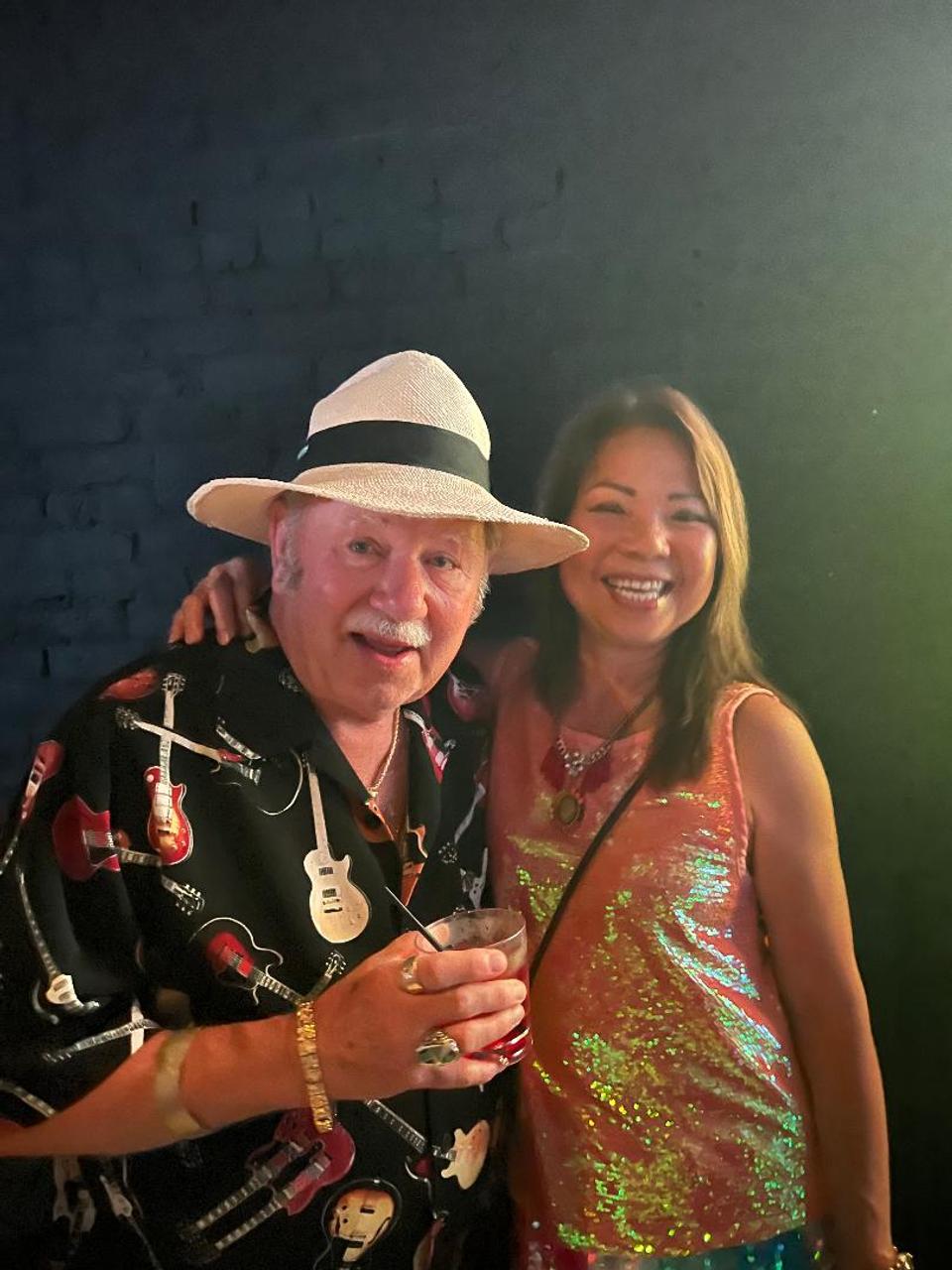 Profile photo 10 of 10