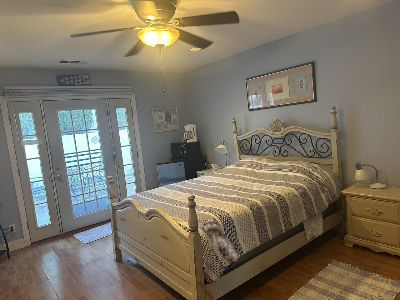 Profile photo 8 of 10