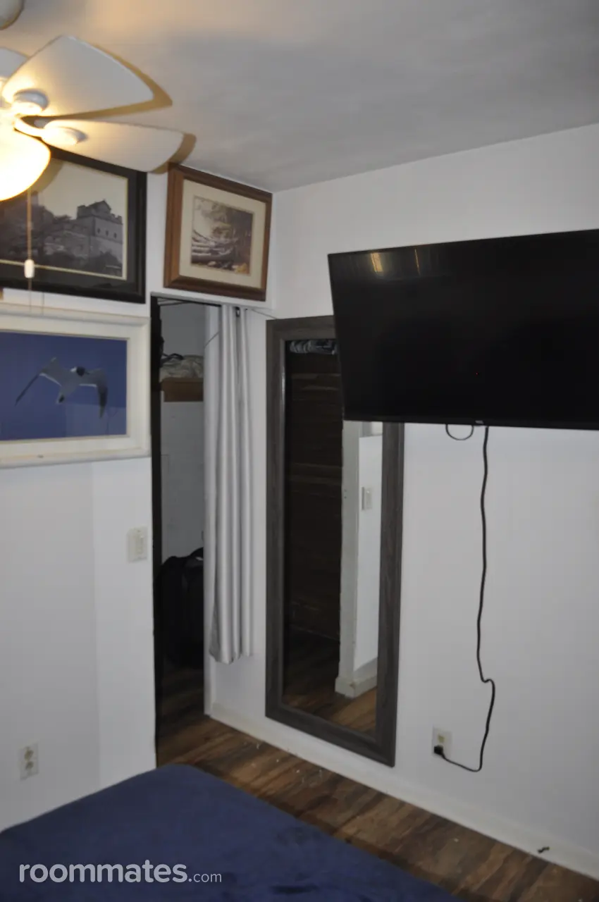 Profile photo 2 of 9