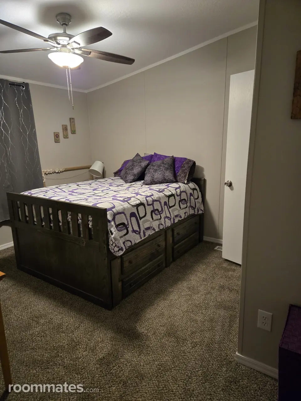 Profile photo 8 of 10