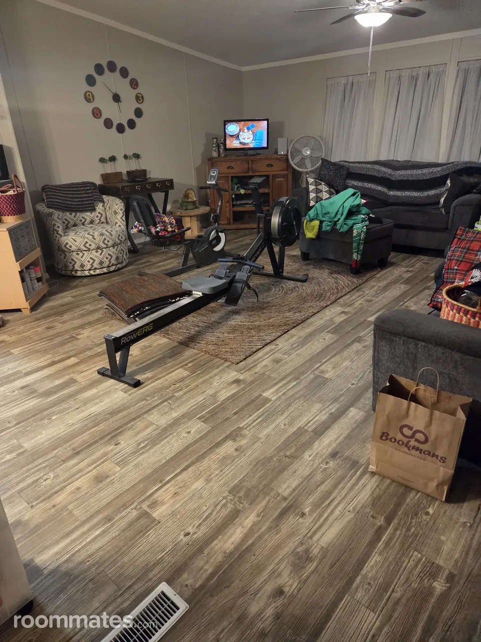 Profile photo 7 of 10