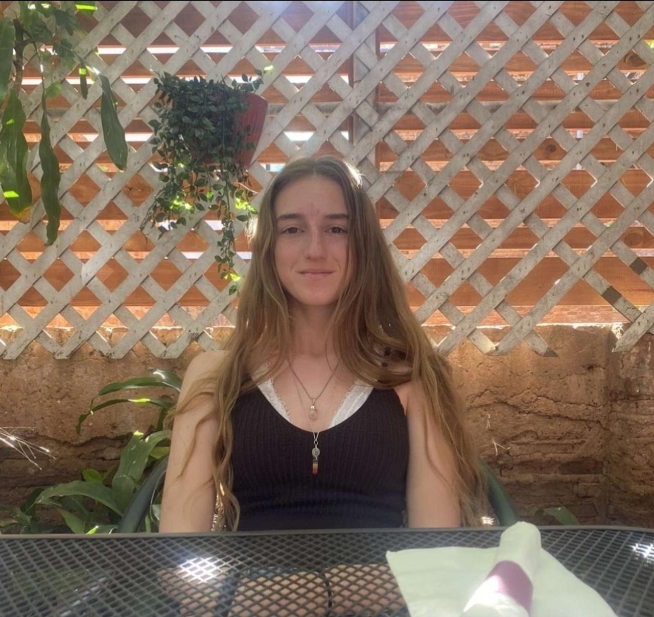 Profile photo 4 of 4