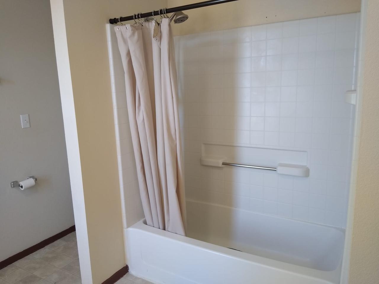 Profile photo 4 of 10