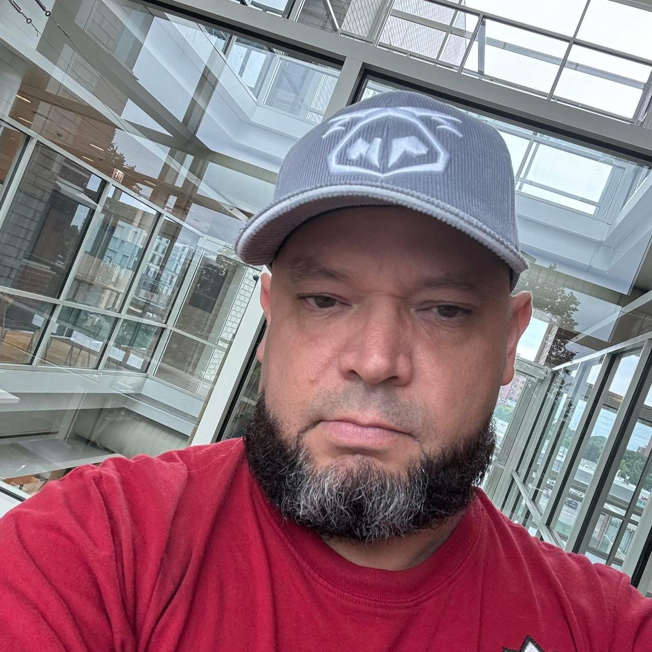 Profile photo 2 of 4