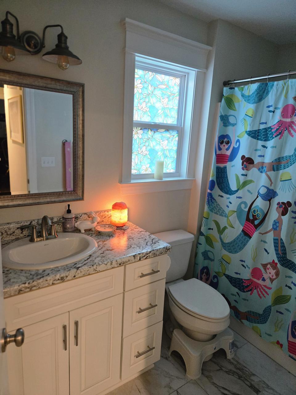 Profile photo 3 of 13