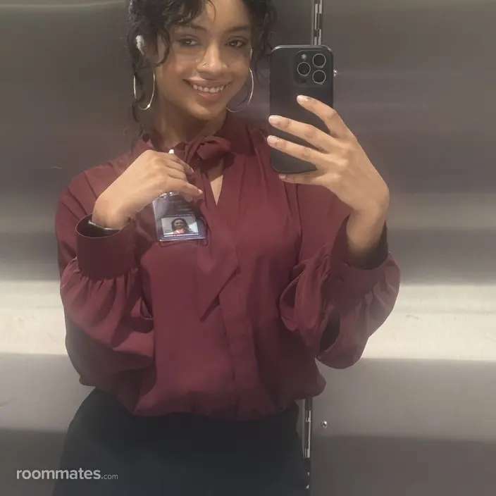 Roommate looking Passaic, NJ, $1300