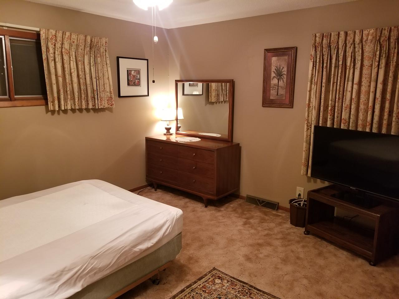 Profile photo 2 of 10