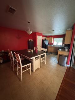 Room for rent in Fresno, CA $750, house