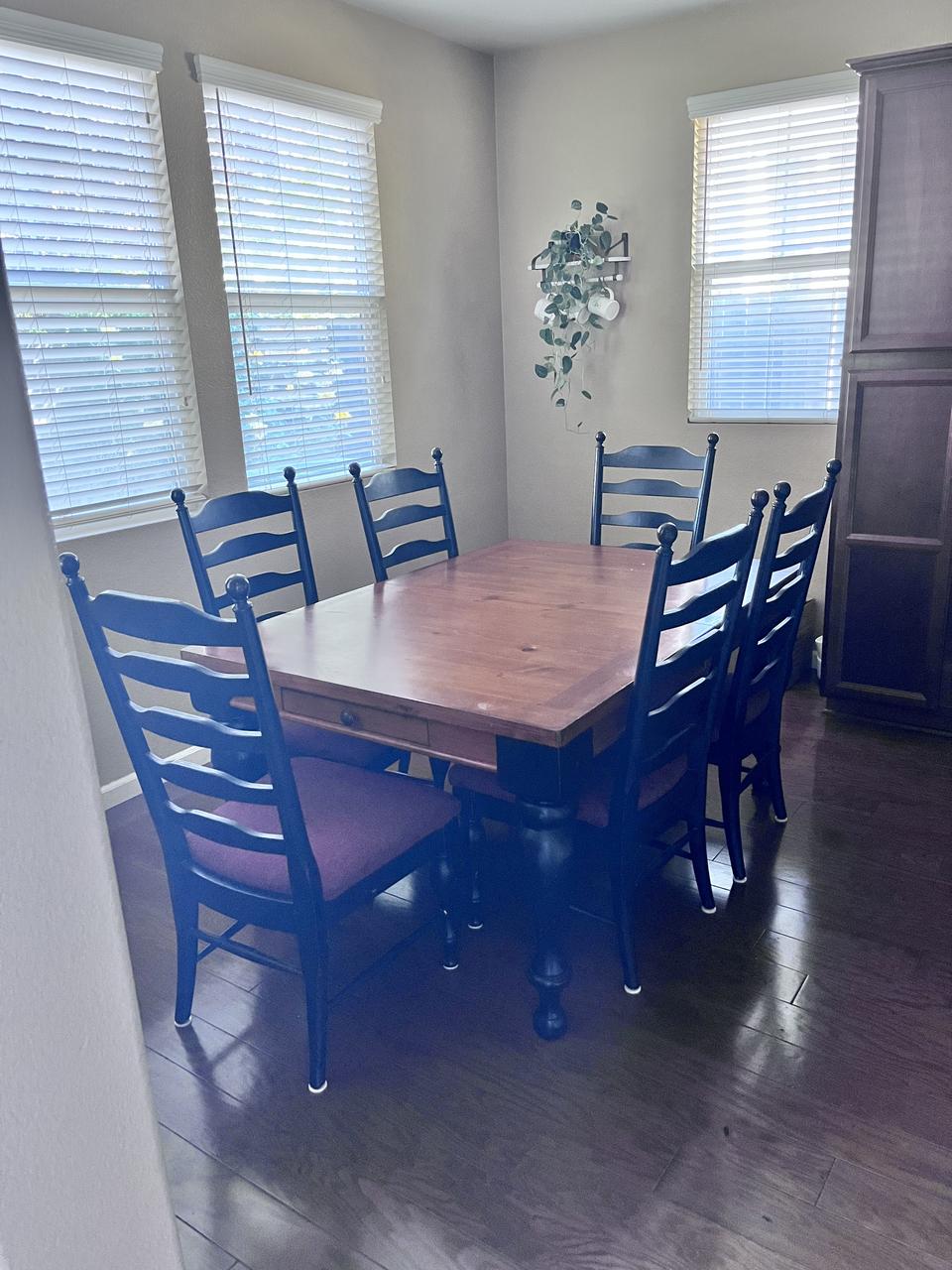 Profile photo 8 of 10