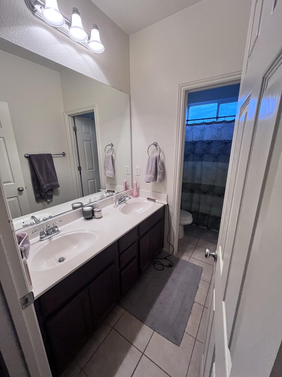 Profile photo 2 of 10