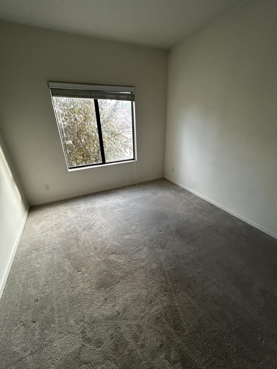 Profile photo 9 of 11