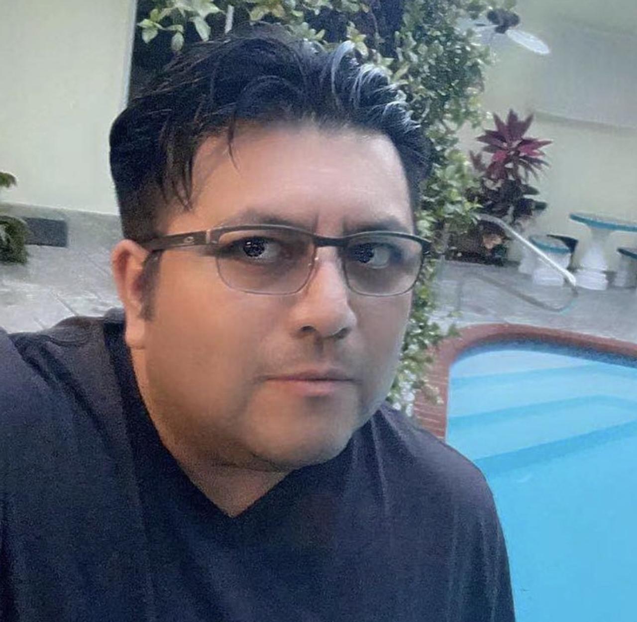 Profile photo 8 of 8