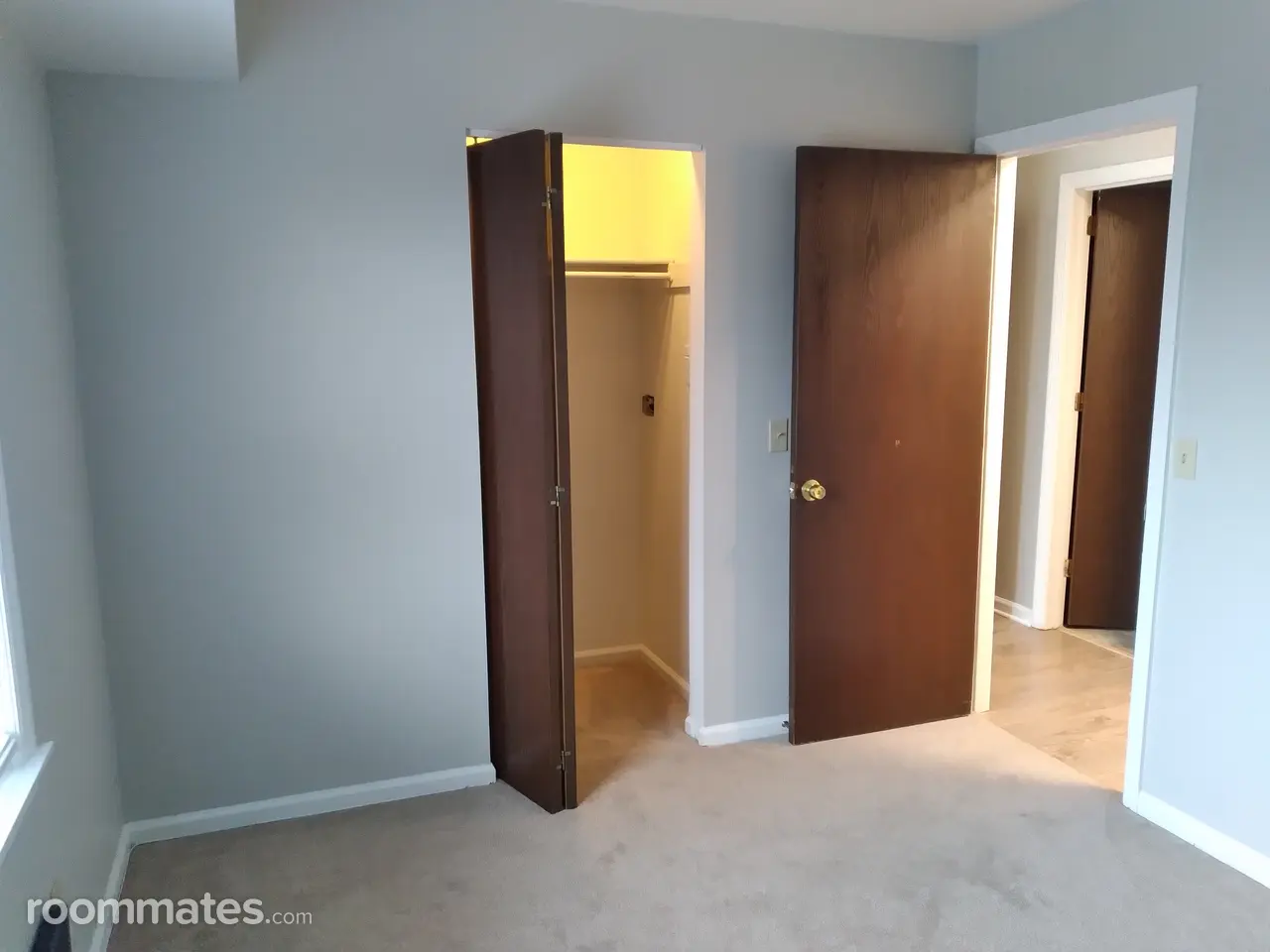 Profile photo 1 of 14