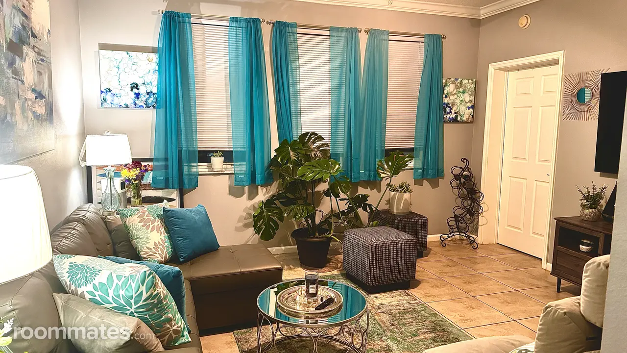 Profile photo 8 of 9