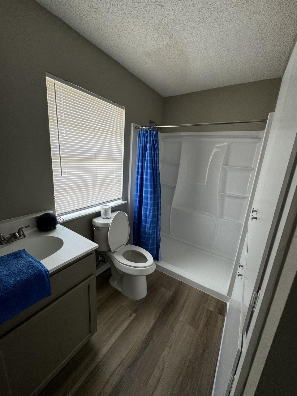 Profile photo 10 of 11