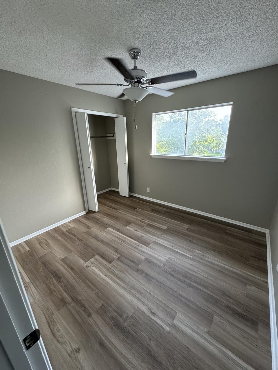 Profile photo 4 of 11