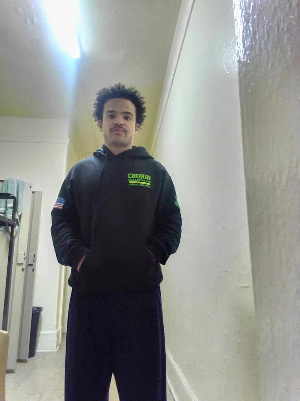 Profile photo 3 of 4