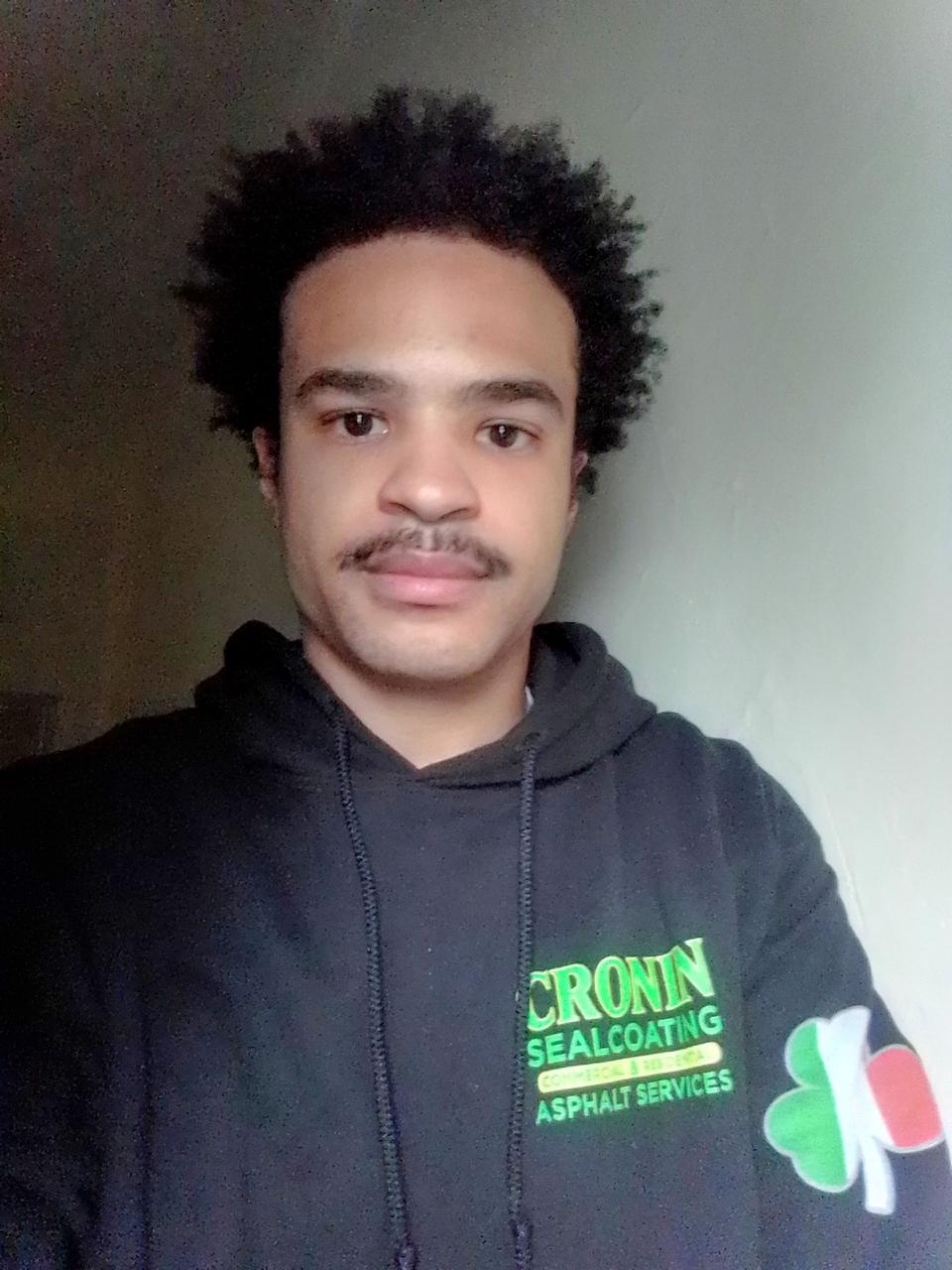 Profile photo 4 of 4