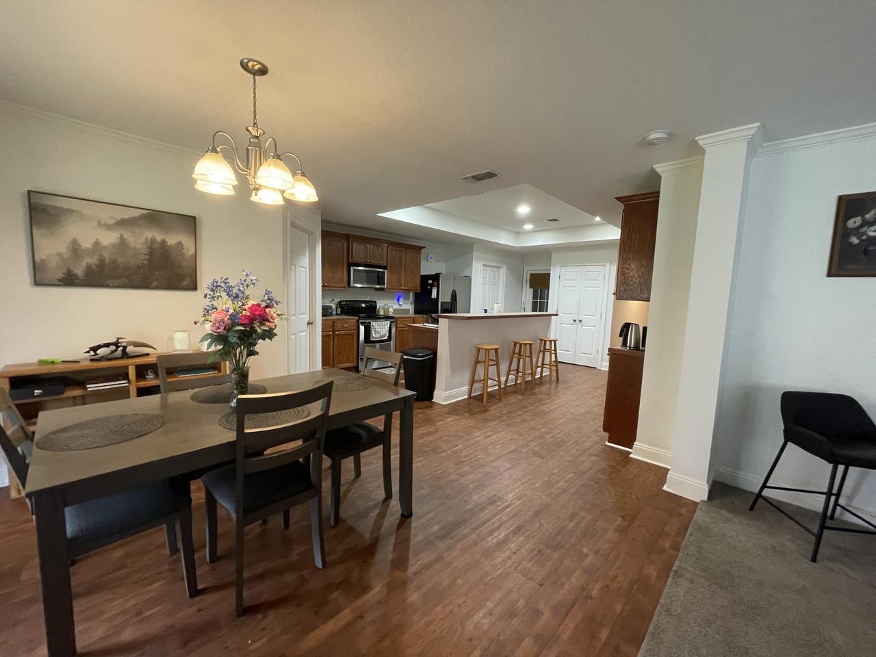 Profile photo 8 of 11