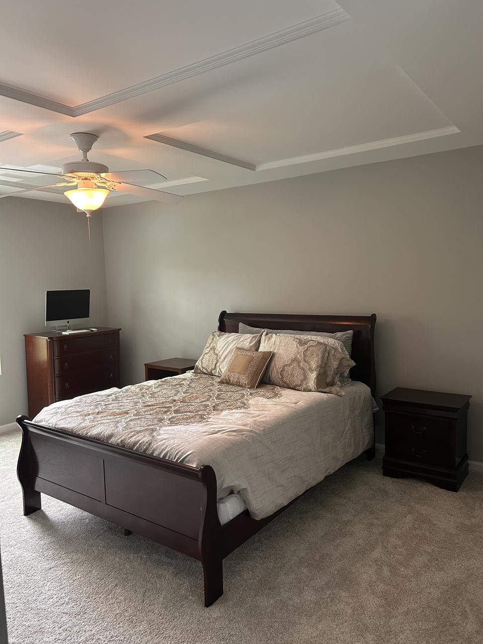 Profile photo 4 of 5