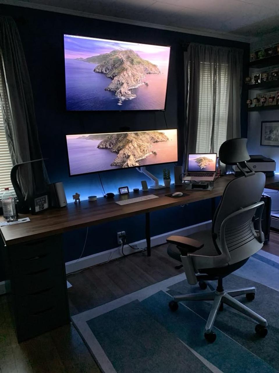 Profile photo 12 of 12