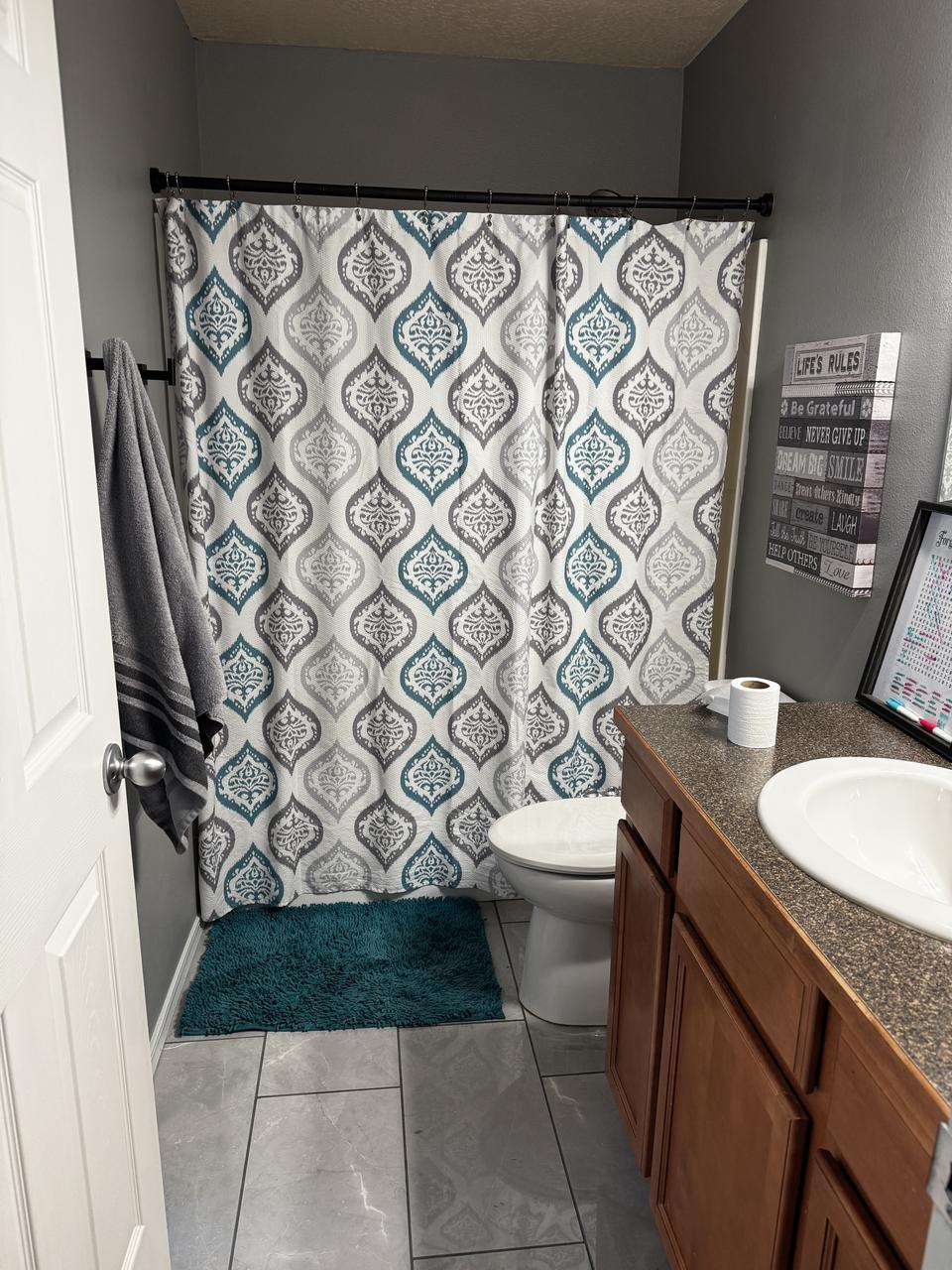 Profile photo 2 of 12