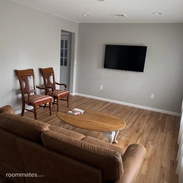 Room for rent in Mechanicsburg, PA $875, townhouse