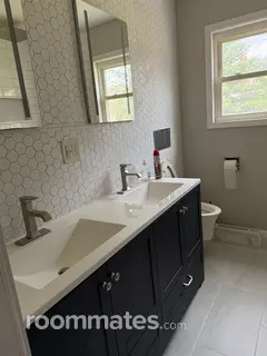 Room for rent in Mechanicsburg, PA $850, townhouse