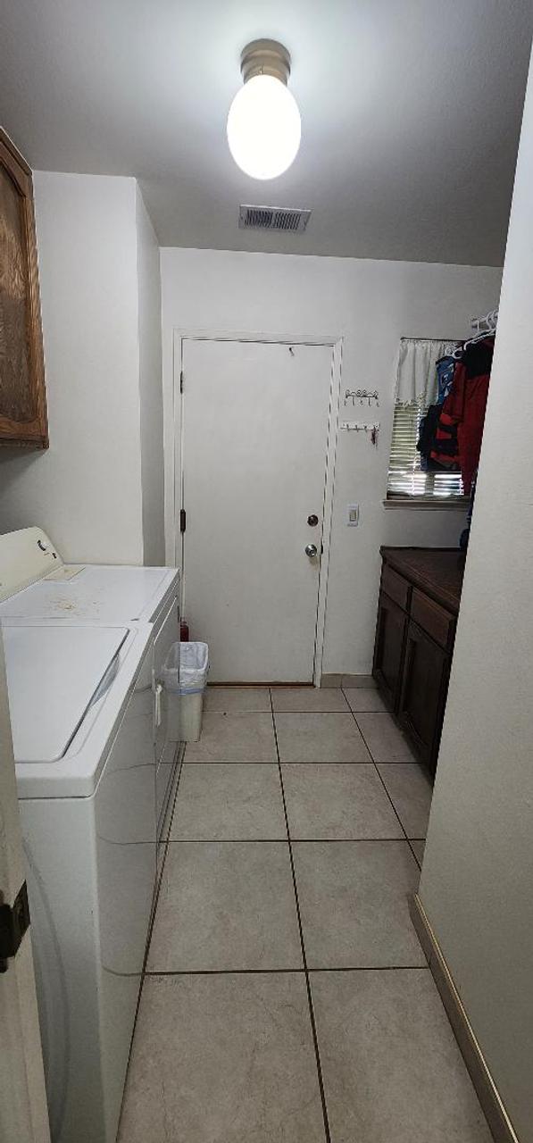 Profile photo 2 of 10