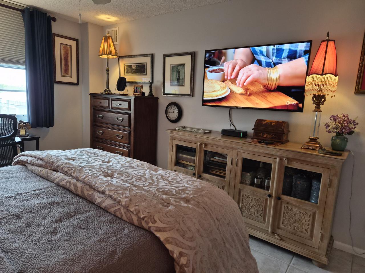 Profile photo 3 of 15