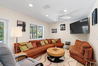 Room for rent in Boca Raton, FL $2900, house