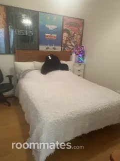 Room for rent in Tujunga, CA $1200, condo