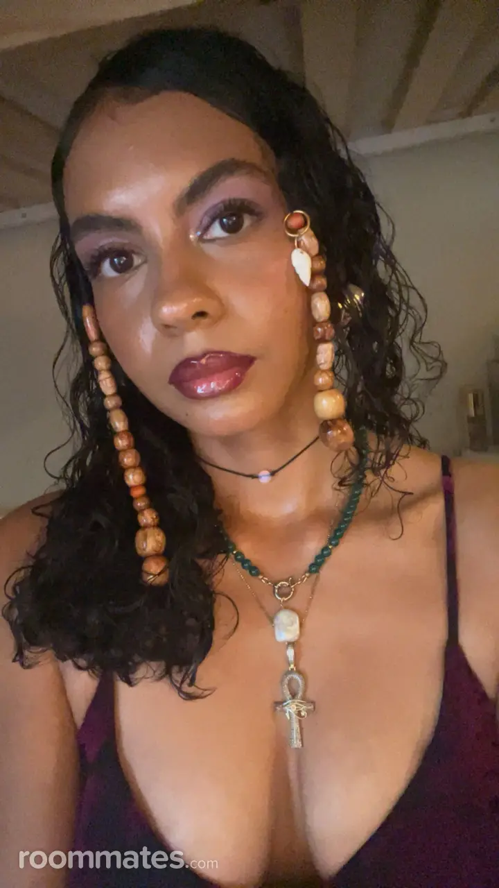 Profile photo 3 of 6