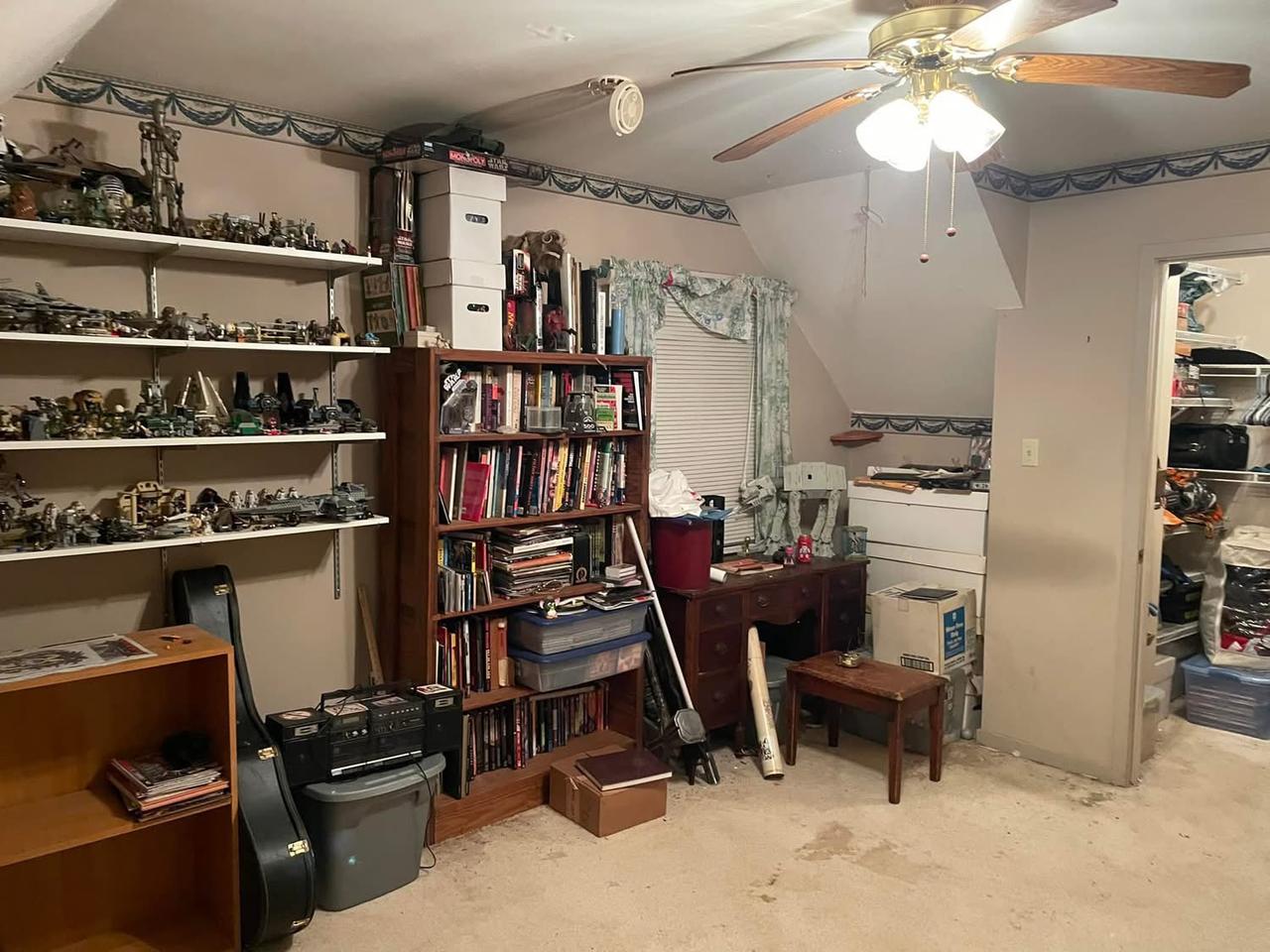 Profile photo 4 of 11