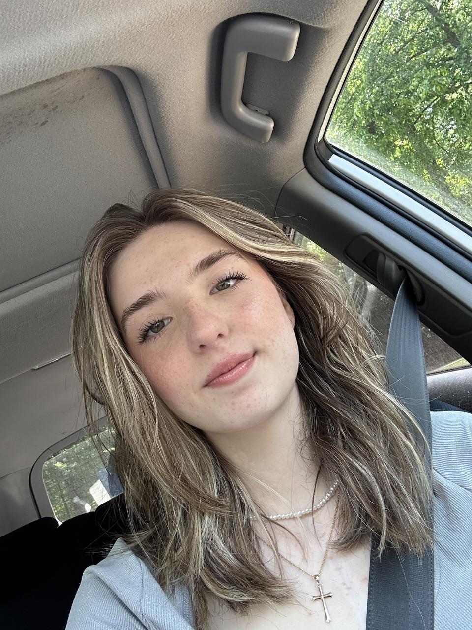 Profile photo 1 of 1