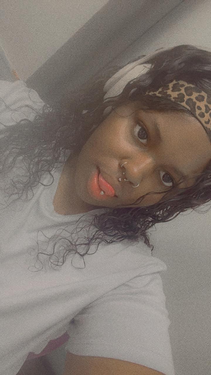 Profile photo 6 of 6