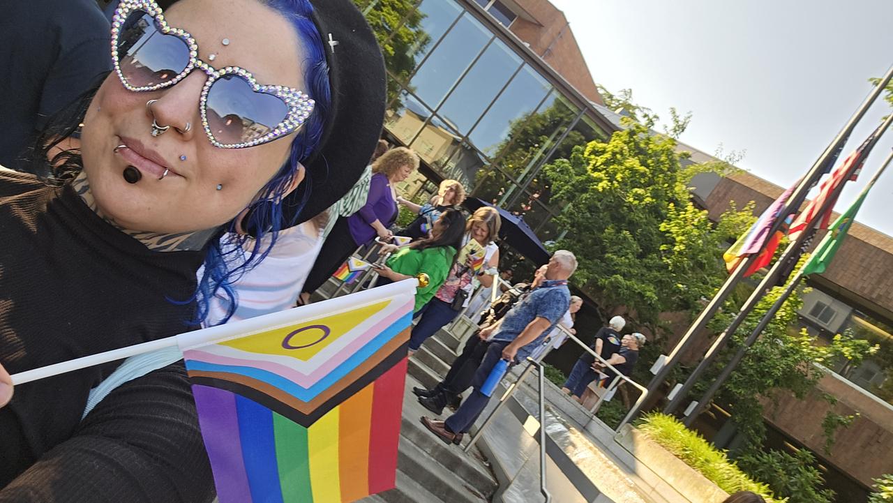 Profile photo 6 of 8