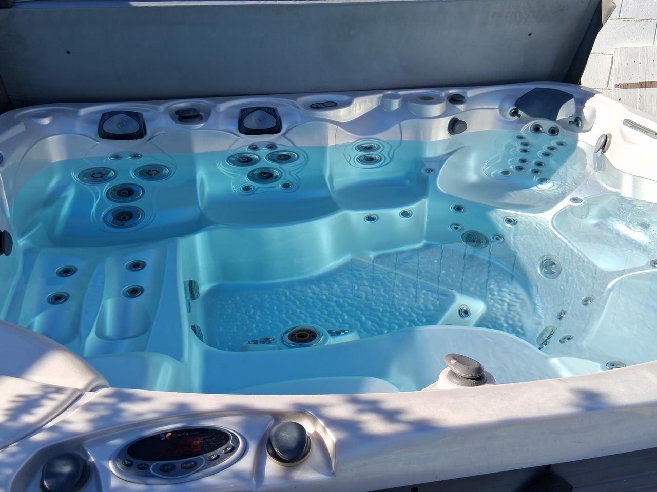 Profile photo 8 of 10