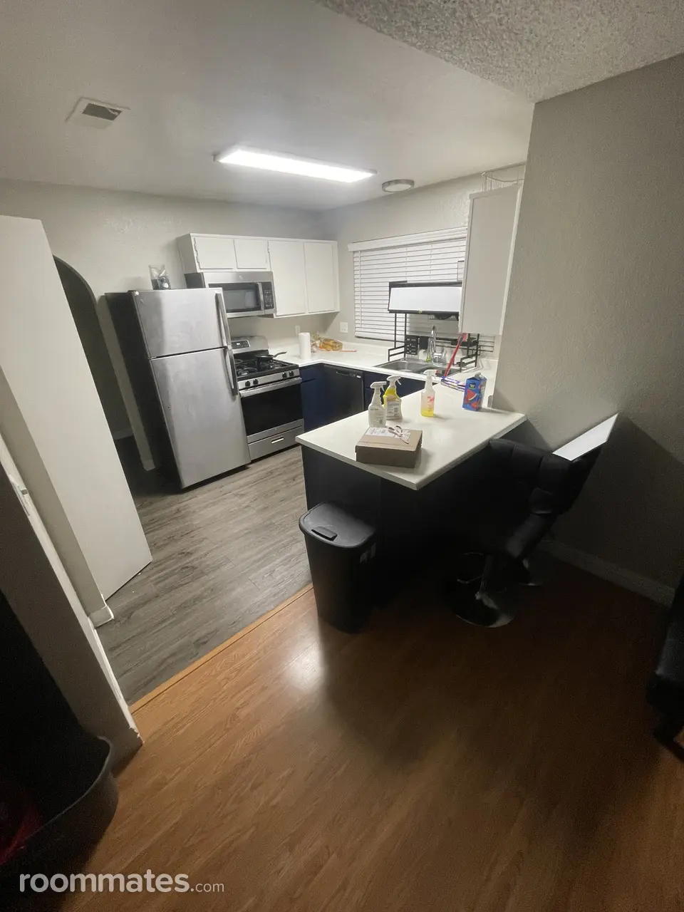 Profile photo 7 of 10